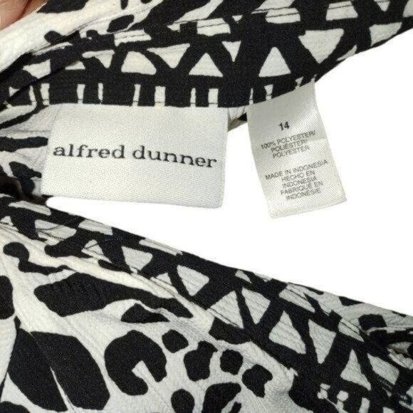 Alfred Dunner Womens Animal Print Blouse 3/4 Sleeve Button-Up Size 14 - Picture 4 of 4